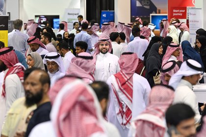 Career Fair 2025 Draws Over 11,000 Visitors