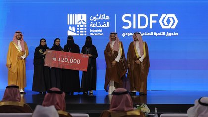 Design Excellence Shines at Industry Hackathon 2025