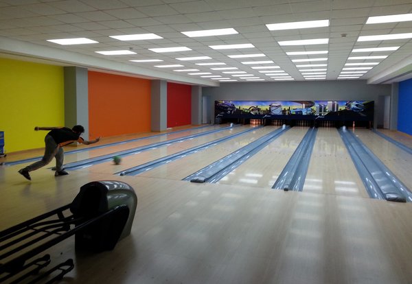 kfupm-mall-bowling-alley.jpg